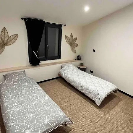 L' Atelier De Lulu, Pour 6 Personnes * Bort-l'Etang