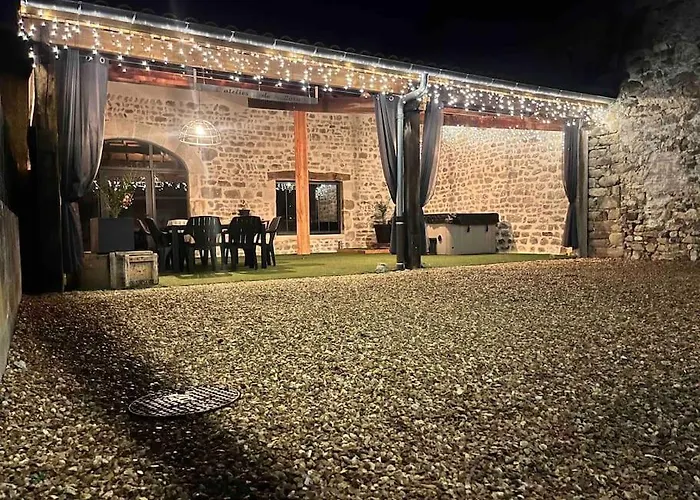 L' Atelier De Lulu, Pour 6 Personnes * Bort-l'Etang